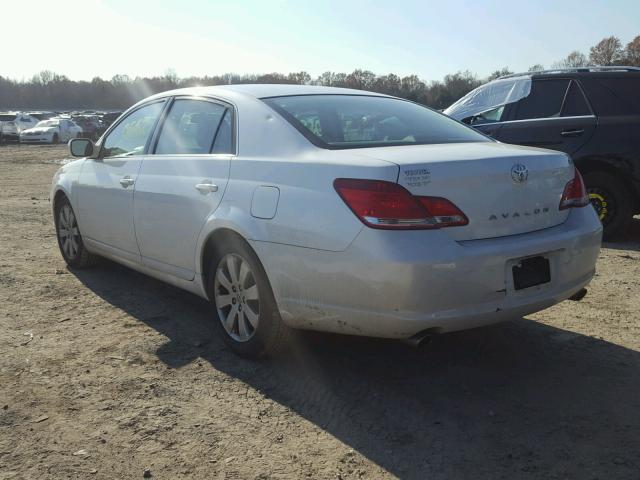 4T1BK36B05U025750 - 2005 TOYOTA AVALON XL WHITE photo 3