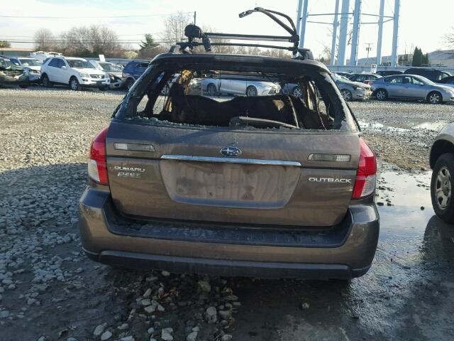 4S4BP62C287319798 - 2008 SUBARU OUTBACK 2. BROWN photo 10