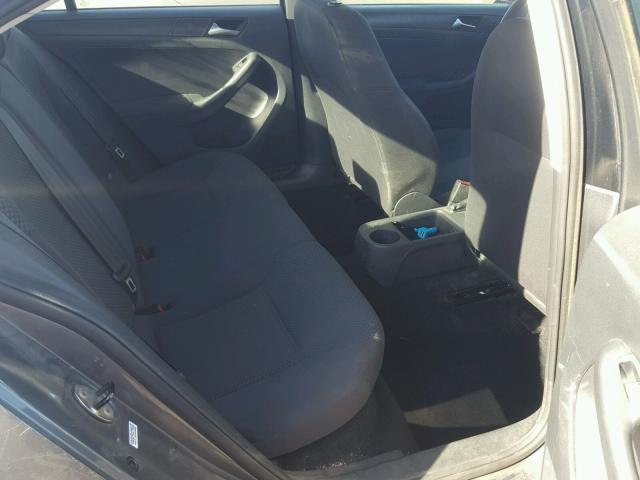 3VW2K7AJ5CM365646 - 2012 VOLKSWAGEN JETTA BASE 灰色 照片 6