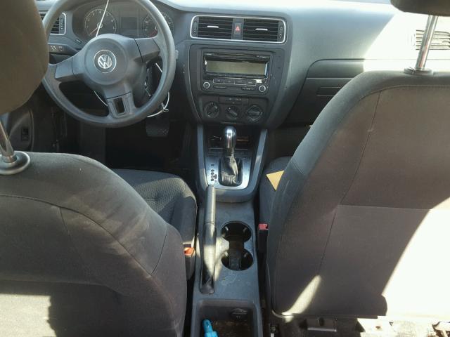 3VW2K7AJ5CM365646 - 2012 VOLKSWAGEN JETTA BASE 灰色 照片 9