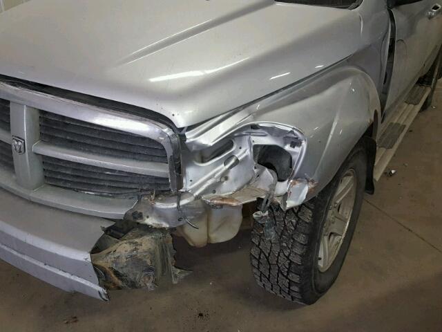 1D4HB48296F127560 - 2006 DODGE DURANGO SL SILVER photo 9