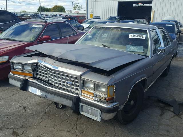 2FABP43F6FX156653 - 1985 FORD LTD CROWN GRAY photo 2