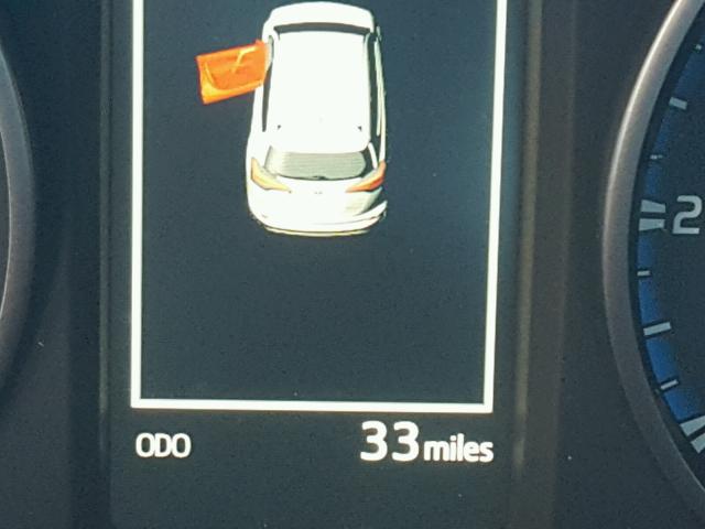 2T3ZFREV6HW398031 - 2017 TOYOTA RAV4 LE Qara foto 8