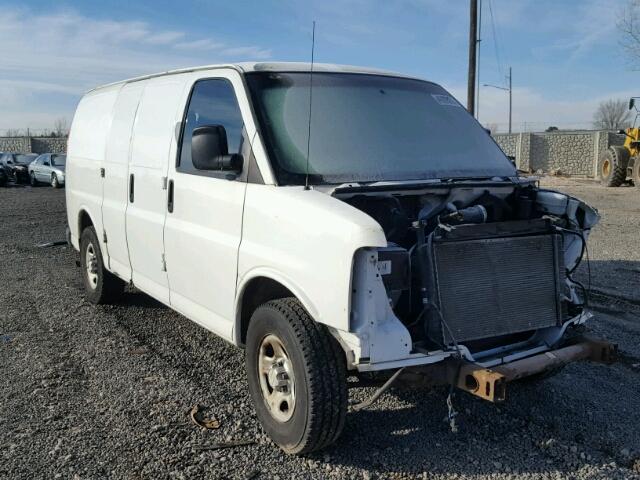 1GCFG15X761216724 - 2006 CHEVROLET EXPRESS G1 WHITE photo 1