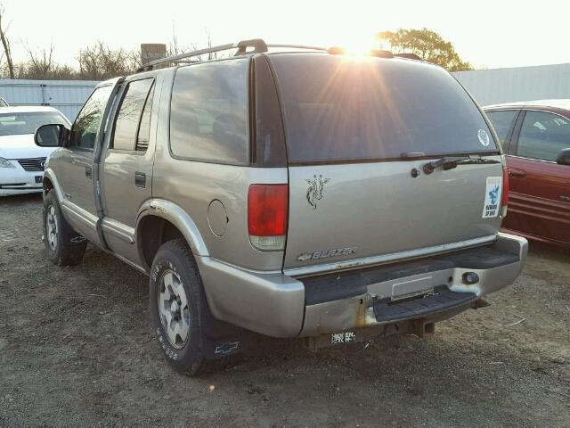 1GNDT13X74K116482 - 2004 CHEVROLET BLAZER BEIGE photo 3