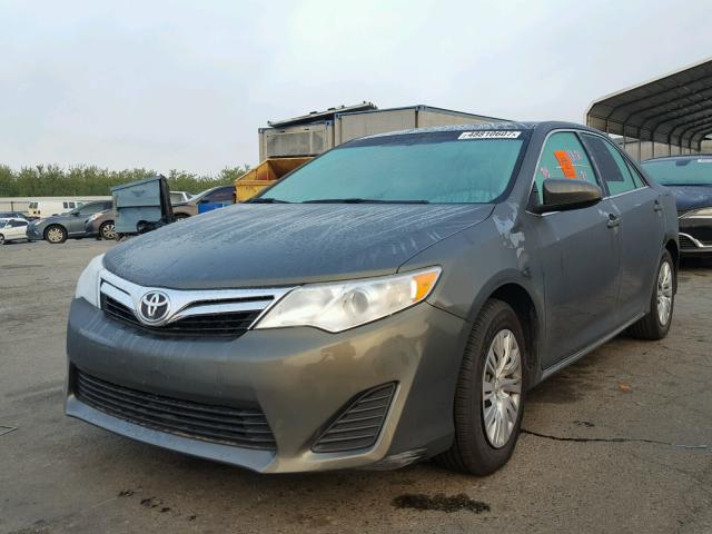 4T4BF1FK9DR318866 - 2013 TOYOTA CAMRY L GREEN photo 2