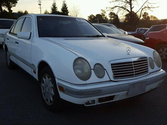 WDBJF55FXTA004180 - 1996 MERCEDES-BENZ E320 WHITE photo 1