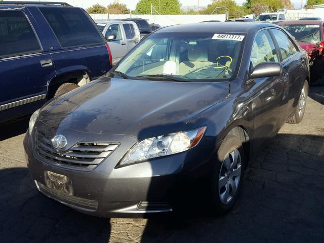 4T1BE46K09U356864 - 2009 TOYOTA CAMRY BASE GRAY photo 2