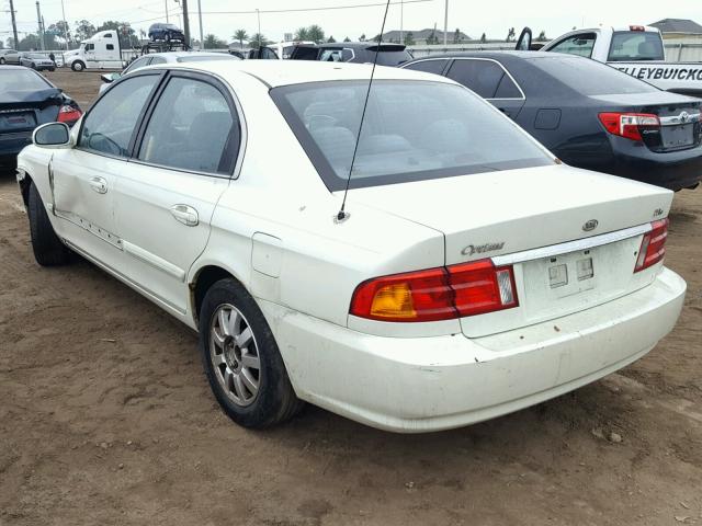 KNAGD124415025977 - 2001 KIA OPTIMA MAG WHITE photo 3