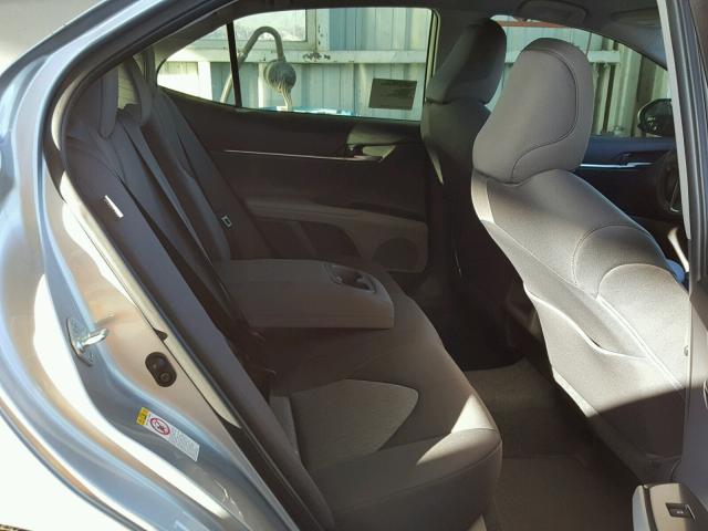 JTNB11HK9J3014993 - 2018 TOYOTA CAMRY L Gümüş foto 6