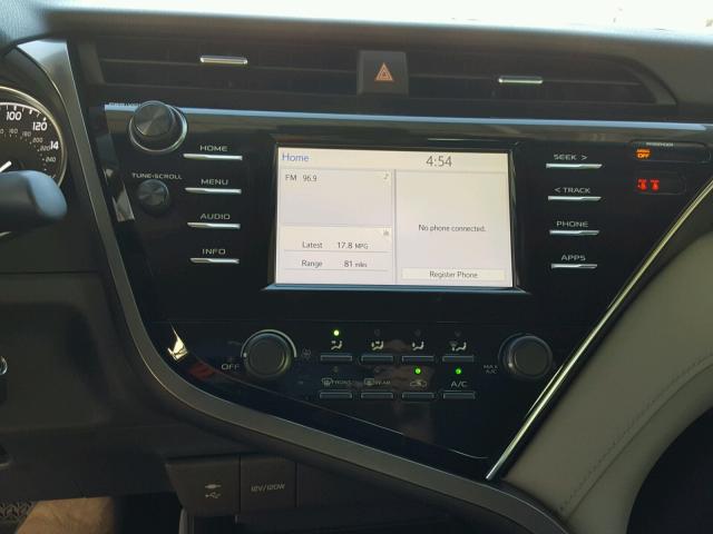 JTNB11HK9J3014993 - 2018 TOYOTA CAMRY L Gümüş foto 9