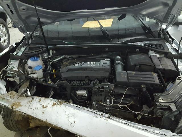1VWAT7A31HC003509 - 2017 VOLKSWAGEN PASSAT S Արծաթագույն լուսանկար 7