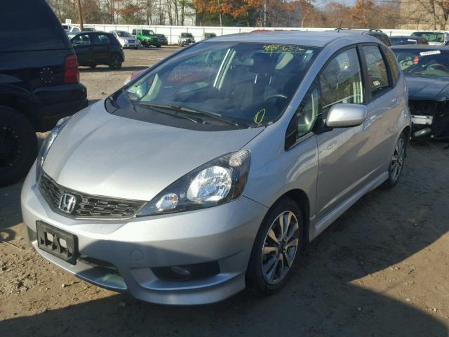 JHMGE8H59DC076365 - 2013 HONDA FIT SPORT SILVER photo 2
