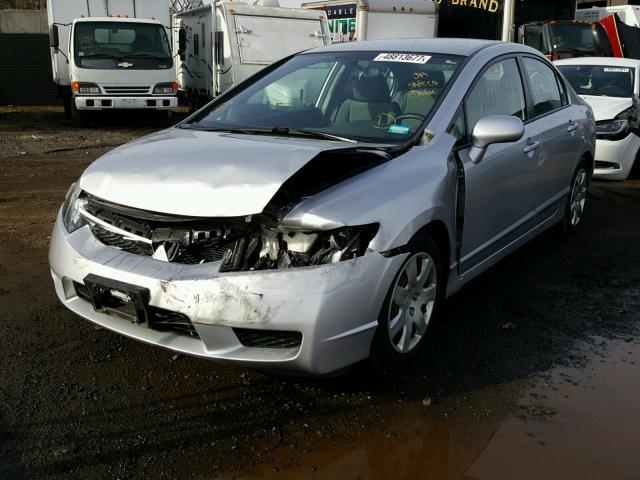 2HGFA1F58AH327454 - 2010 HONDA CIVIC LX SILVER photo 2