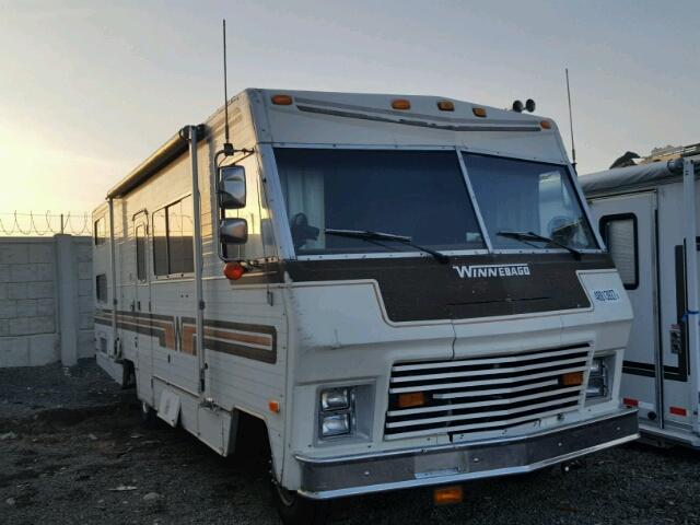 1GBJP37W3B3312640 - 1981 CHEVROLET P30 TWO TONE photo 1