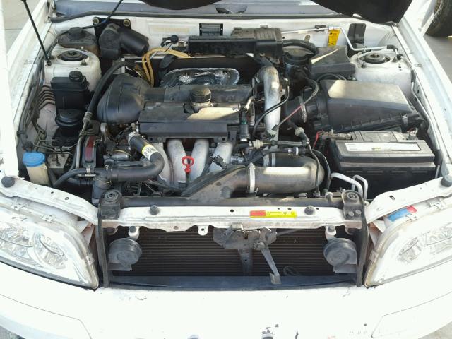 YV1VS275X3F978501 - 2003 VOLVO S40 1.9T WHITE photo 7