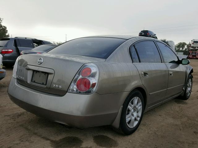 1N4AL11D95C105554 - 2005 NISSAN ALTIMA S GRAY photo 4