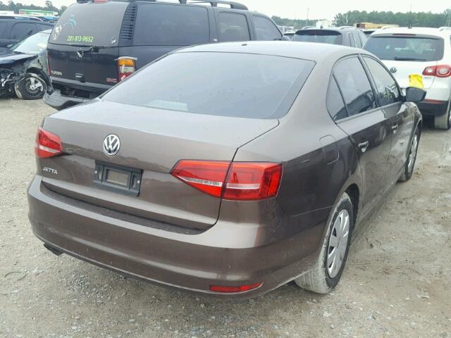 3VW2K7AJ3FM256218 - 2015 VOLKSWAGEN JETTA BASE BROWN photo 4