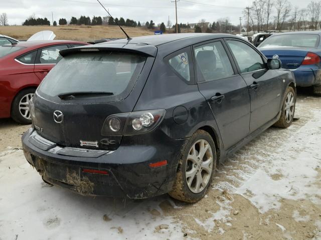 JM1BK343171611815 - 2007 MAZDA 3 HATCHBAC BLACK photo 4