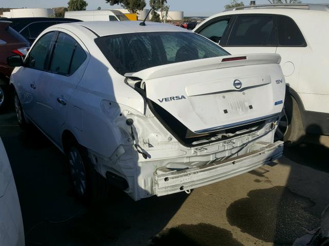 3N1CN7AP7GL845947 - 2016 NISSAN VERSA S WHITE photo 3