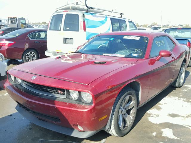 2B3CJ5DT2AH141033 - 2010 DODGE CHALLENGER BURGUNDY photo 2