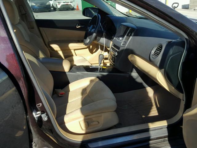 1N4AA5AP4BC854006 - 2011 NISSAN MAXIMA S أرجواني صورة 5