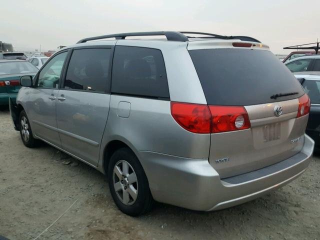 5TDZA23C96S426586 - 2006 TOYOTA SIENNA CE SILVER photo 3