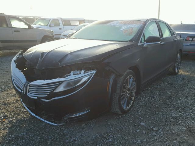 3LN6L2LU7ER824561 - 2014 LINCOLN MKZ HYBRID BLACK photo 2