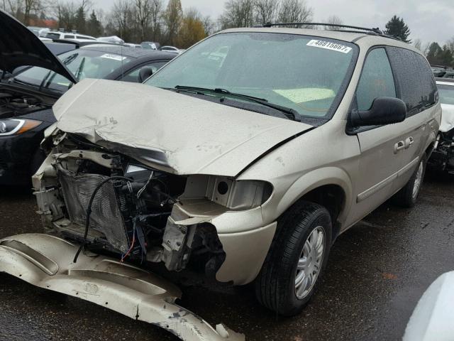 2A4GP54L06R663752 - 2006 CHRYSLER TOWN & COU BEIGE photo 2