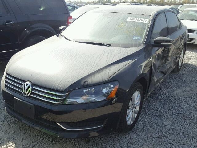 1VWAS7A32EC119753 - 2014 VOLKSWAGEN PASSAT S أسود صورة 2