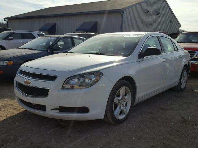 1G1ZB5E19BF371764 - 2011 CHEVROLET MALIBU LS WHITE photo 2