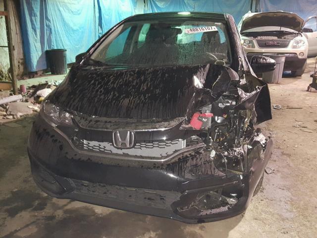 3HGGK5H46JM703972 - 2018 HONDA FIT LX BLACK photo 9