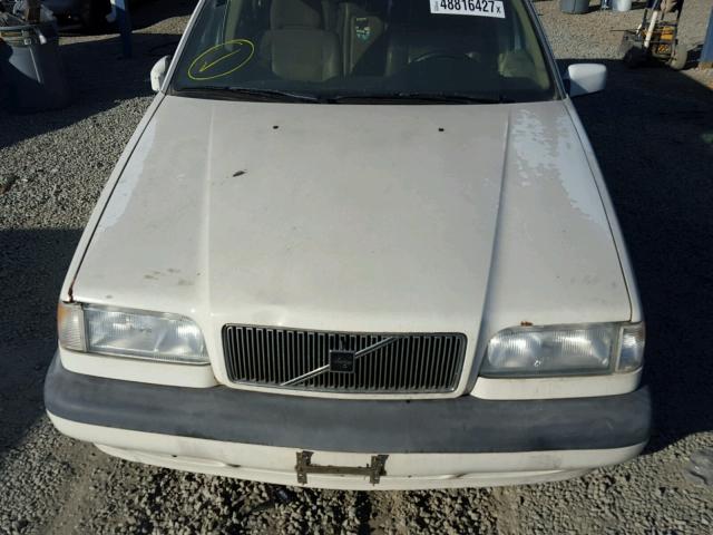 YV1LW552XR2055201 - 1994 VOLVO 850 WHITE photo 9