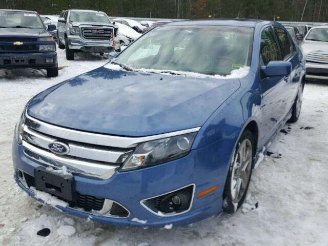 3FAHP0KC1AR309375 - 2010 FORD FUSION SPO BLUE photo 2