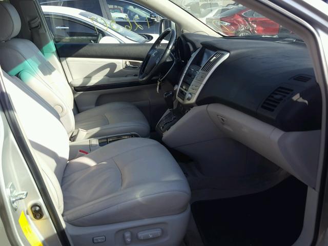 2T2GK31U88C034342 - 2008 LEXUS RX 350 SILVER photo 5