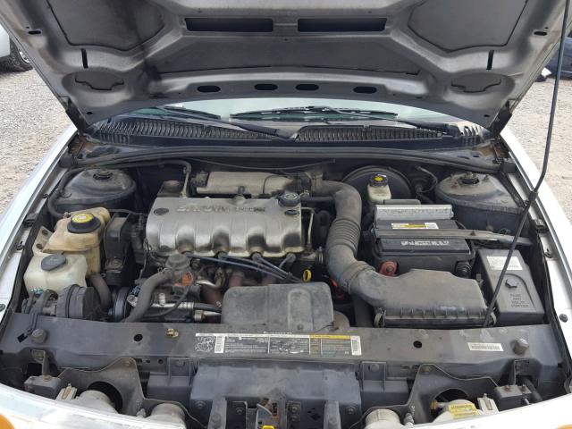 1G8ZH52812Z225486 - 2002 SATURN SL1 SILVER photo 7