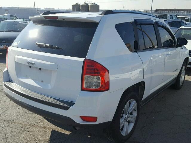1J4NT1FAXBD138685 - 2011 JEEP COMPASS SP WHITE photo 4