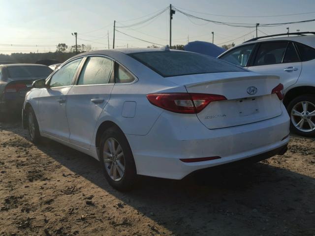 5NPE24AF2GH335011 - 2016 HYUNDAI SONATA SE WHITE photo 3