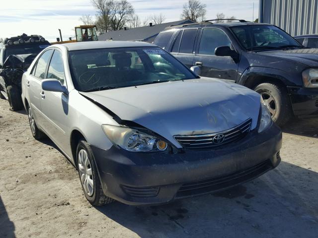 4T1BE32K85U416061 - 2005 TOYOTA CAMRY LE SILVER photo 1