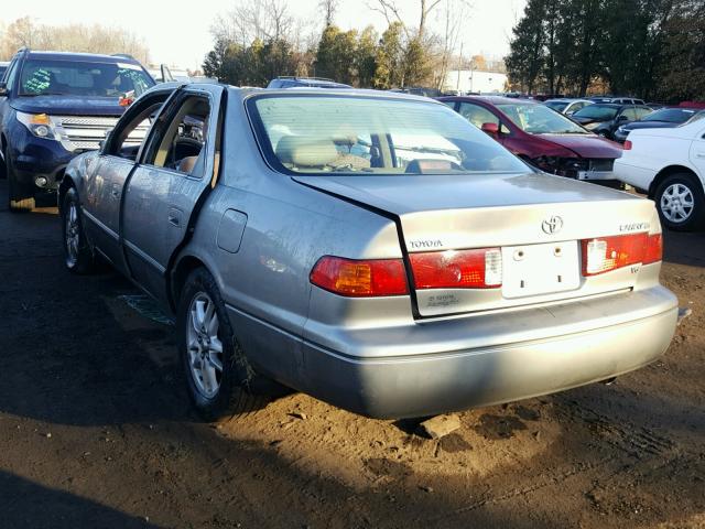 JT2BF28K9Y0264816 - 2000 TOYOTA CAMRY LE GRAY photo 3