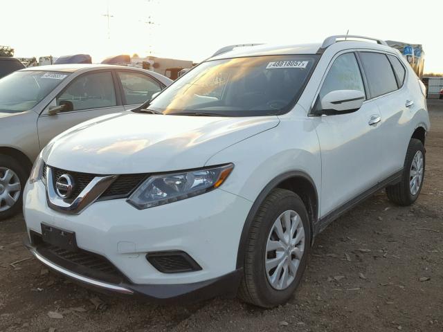 KNMAT2MVXGP726818 - 2016 NISSAN ROGUE S WHITE photo 2