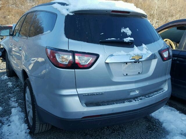 1GNKRGKD6HJ112287 - 2017 CHEVROLET TRAVERSE L SILVER photo 3