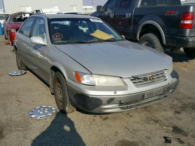 JT2BG28K9X0341244 - 1999 TOYOTA CAMRY LE TAN photo 1