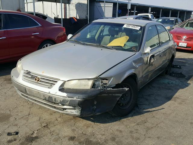 JT2BG28K9X0341244 - 1999 TOYOTA CAMRY LE თაფლისფერი ფოტო 2