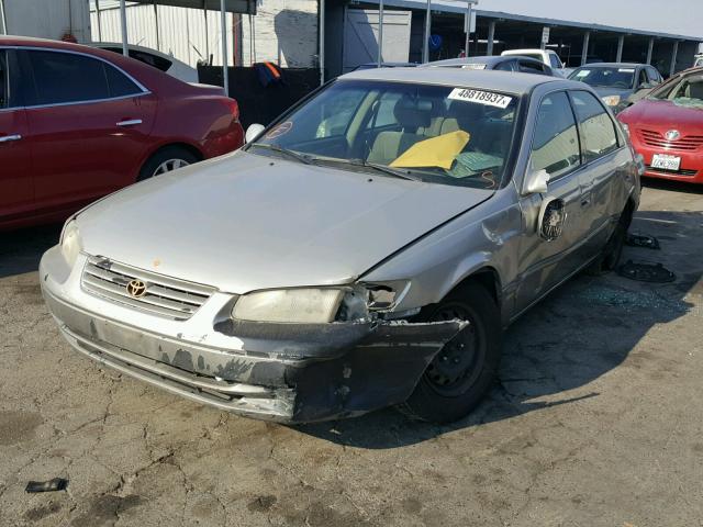 JT2BG28K9X0341244 - 1999 TOYOTA CAMRY LE TAN photo 2