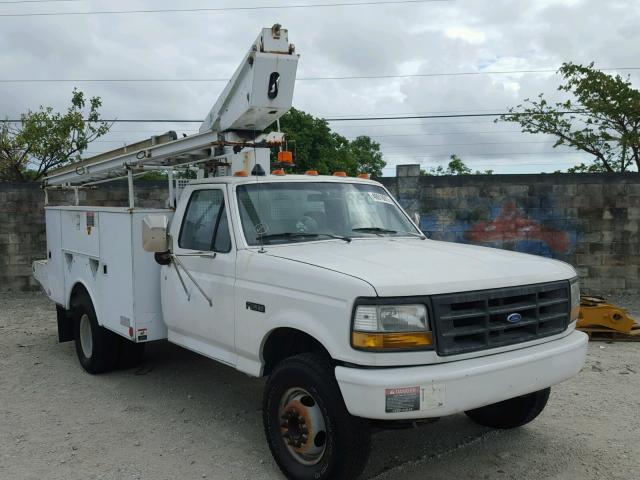 2FDLF47M3NCB02853 - 1992 FORD F SUPER DU WHITE photo 1