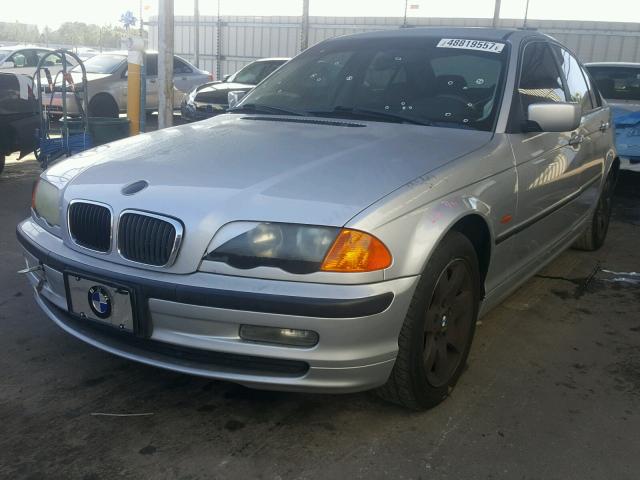 WBAAV33491FV05620 - 2001 BMW 325 I SILVER photo 2