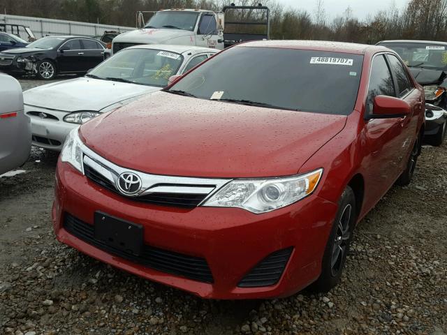 4T1BF1FK4CU565897 - 2012 TOYOTA CAMRY BASE RED photo 2