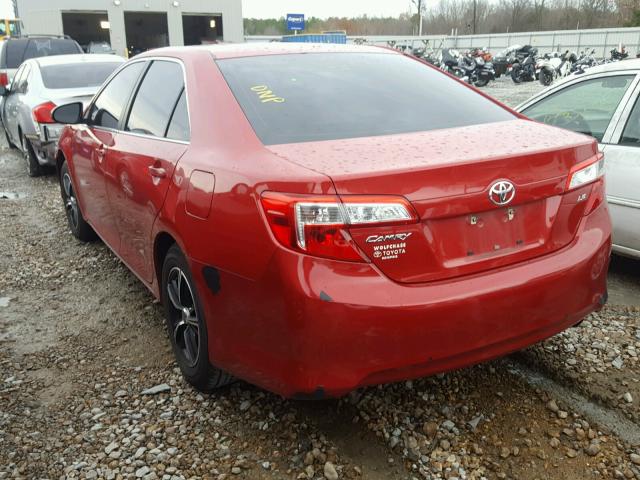 4T1BF1FK4CU565897 - 2012 TOYOTA CAMRY BASE RED photo 3