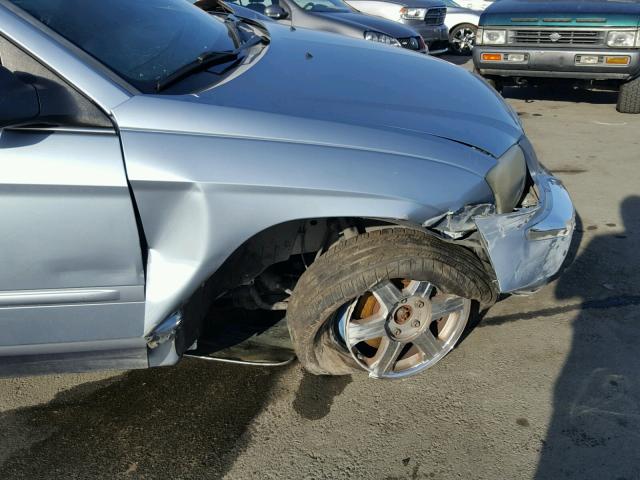 2C8GM68414R553716 - 2004 CHRYSLER PACIFICA GRAY photo 9